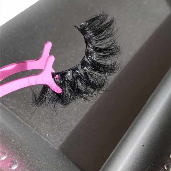 5D Premium Minks, Fluffy Mink lashes, 25mm Mink - Picture 7 of 16